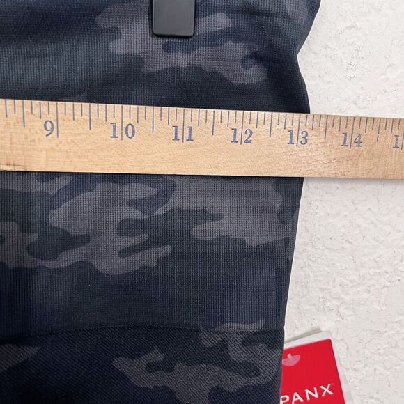 NWT SPANX Look At Me Now Bike Shorts Camo Size XL Gray High Waist Tummy Control - Picture 2 of 6